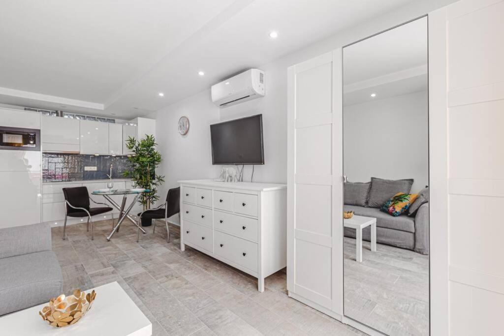 Tenerife Royal Gardens One Bedroom Apartment Плайя-де-лас-Амерікас Екстер'єр фото