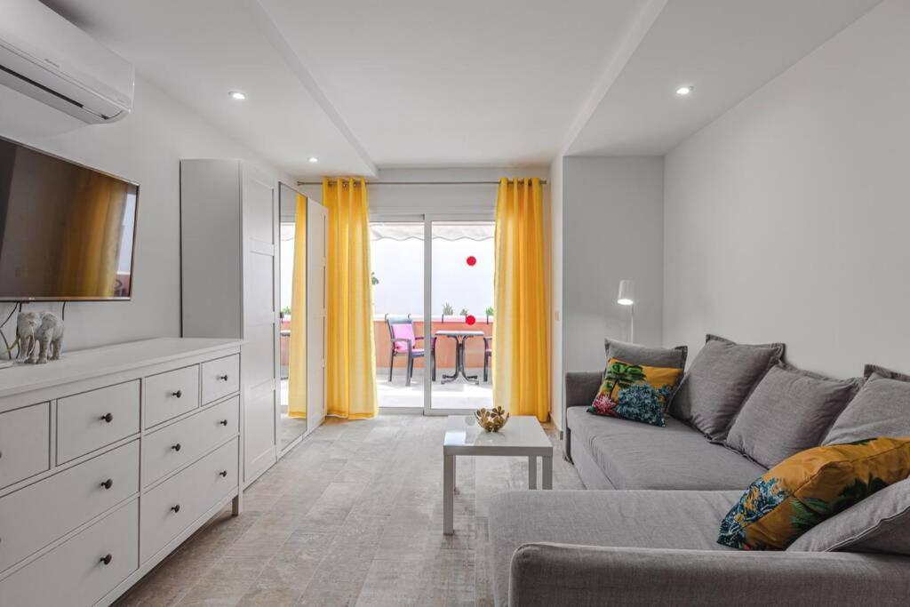 Tenerife Royal Gardens One Bedroom Apartment Плайя-де-лас-Амерікас Екстер'єр фото