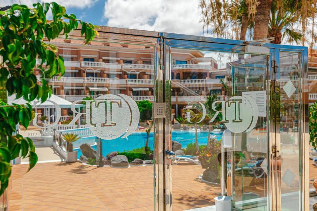 Tenerife Royal Gardens One Bedroom Apartment Плайя-де-лас-Амерікас Екстер'єр фото