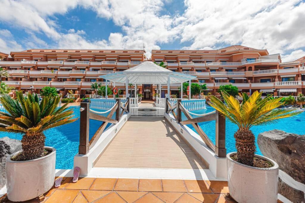 Tenerife Royal Gardens One Bedroom Apartment Плайя-де-лас-Амерікас Екстер'єр фото
